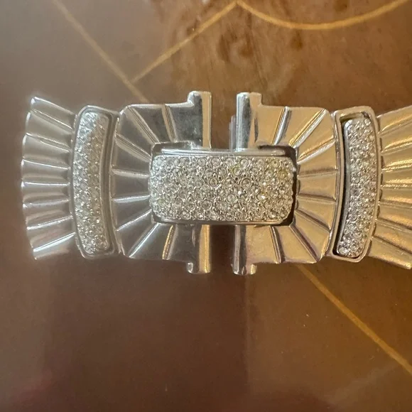 Judith Leiber crystal Swarovski metalic bow pin brooch. New - Picture 9 of 16